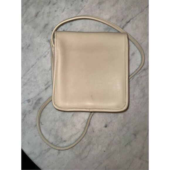 Vintage Coach Crossbody Leather Bag Purse Turnlock 80s Ivory - Picture 4 of 16